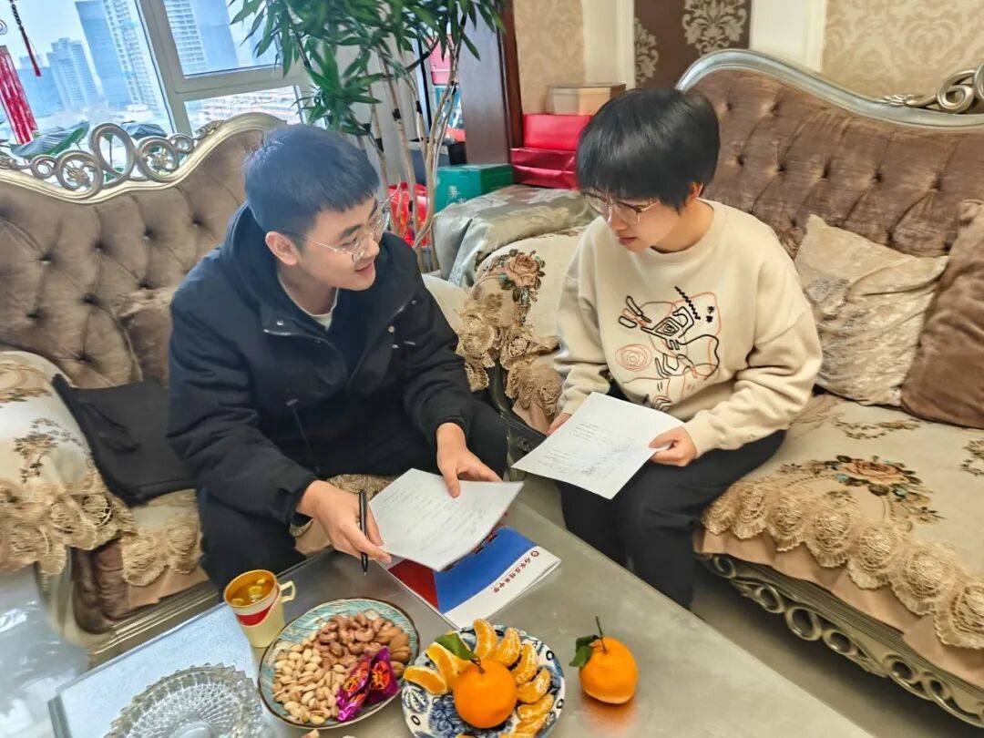 以溫情守護成長，石家莊精英中學(xué)開展家訪活動