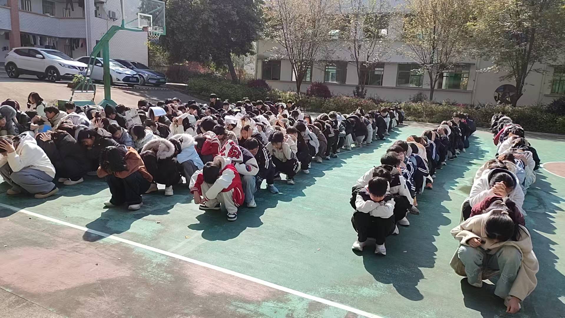 尋烏縣澄江中學(xué)成功舉辦2026年春季消防應(yīng)急疏散演練