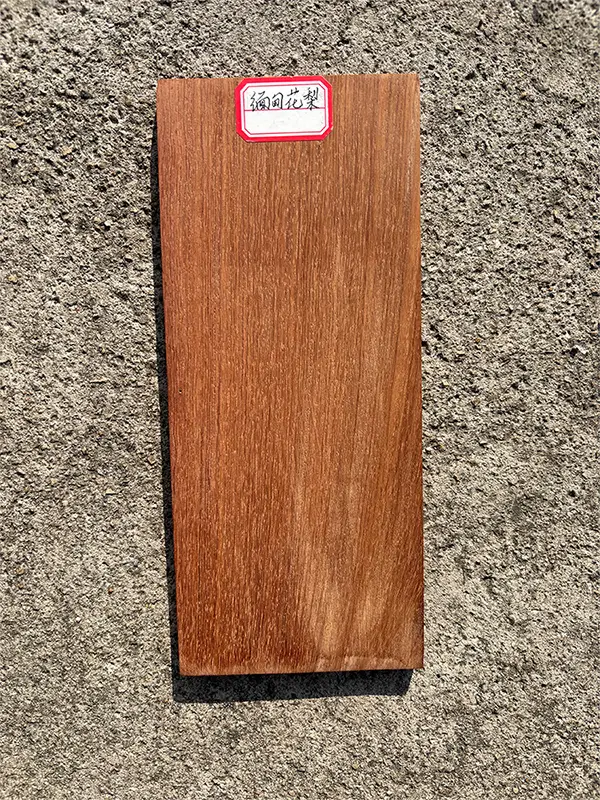 萊安華筑古建中式裝修5種常用材質(zhì)：非洲紫檀、緬甸柚木、緬甸花梨、小巴花、金絲楠木