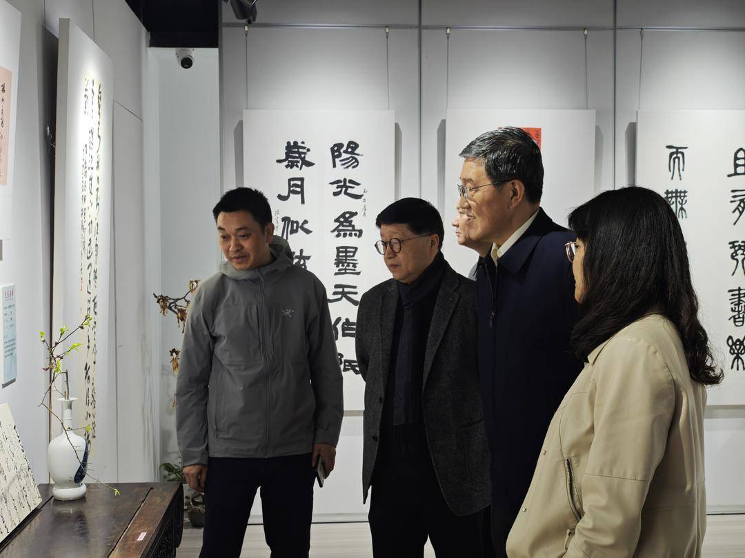 江蘇省直書協(xié)女性書法展在藝術金陵舉辦