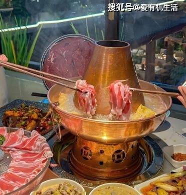 原創(chuàng)石嘴山十大美食：從沙湖魚頭到涮羊肉，吃出西北豪情！