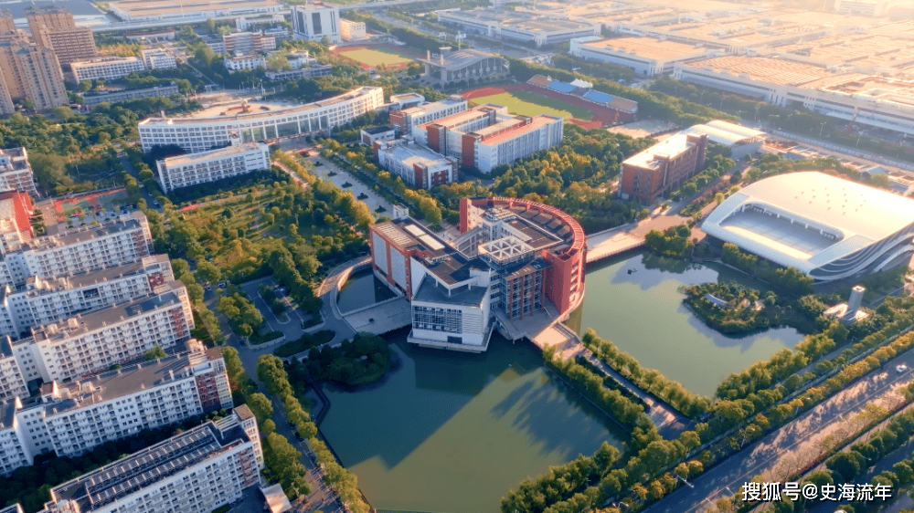 原創(chuàng)天價(jià)，四個(gè)饅頭賣了三萬(wàn)塊！這不是一個(gè)關(guān)于美食的奇談