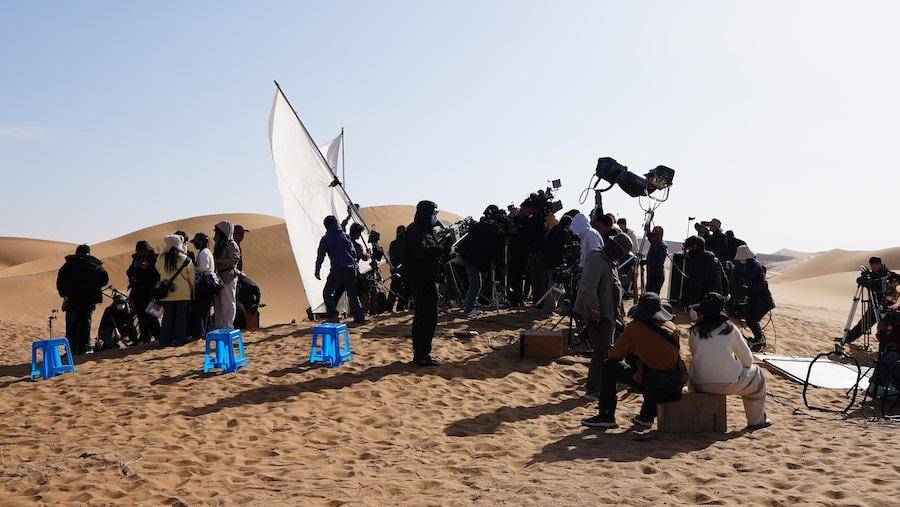 從地質(zhì)遺產(chǎn)到影視熱土 巴丹吉林沙漠綻放光影魅力