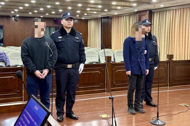 快遞員每月收數(shù)千好處費(fèi)，幫人?？佣稚莩奁焚u家