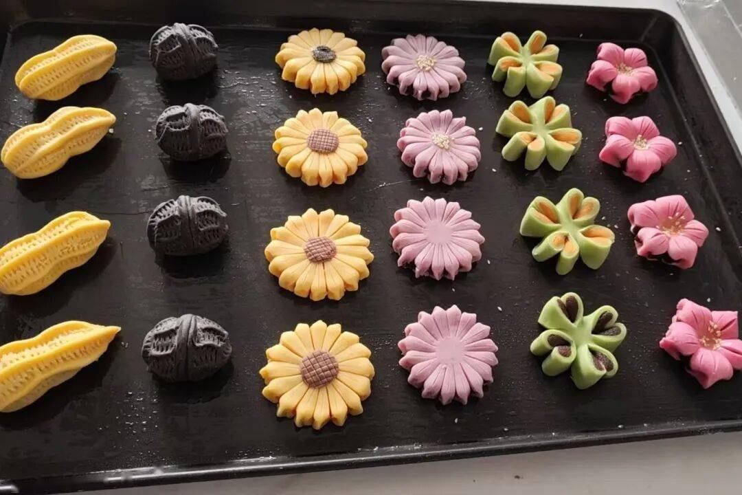 大學生4個饅頭賣出30000元，憑啥？