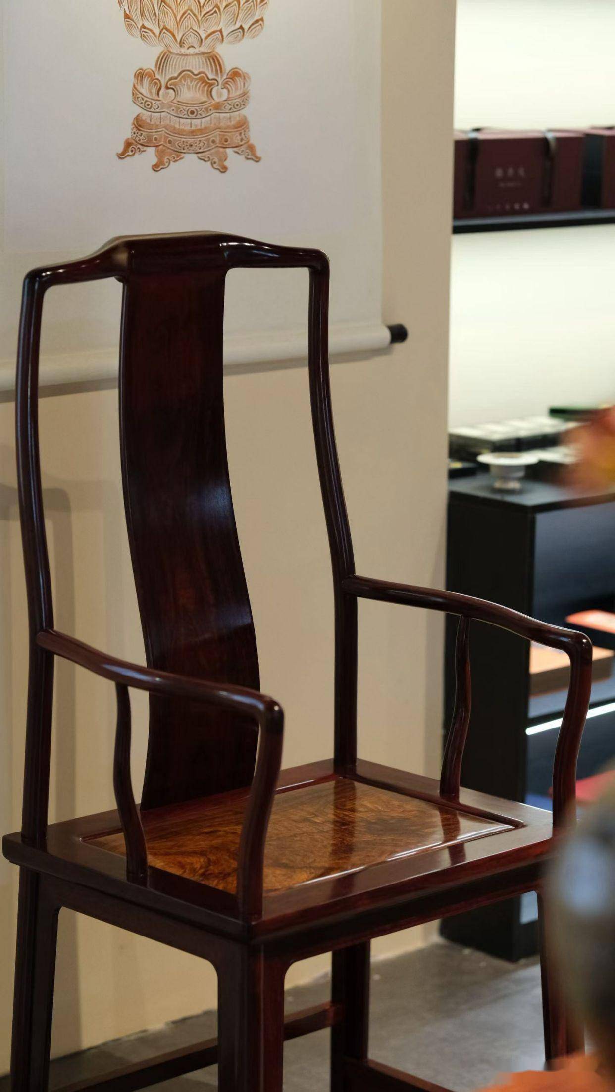 收藏級(jí)封神，紫檀鑲黃花梨，主人椅天花板