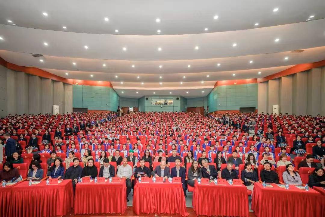 廣東再增一中學(xué)設(shè)“錢學(xué)森班”