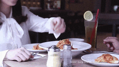 衣服不管染上什么，用這招都能洗掉！必須收藏~