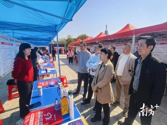節(jié)后用工求職熱，潮安專場招聘會近500人達成就業(yè)意向