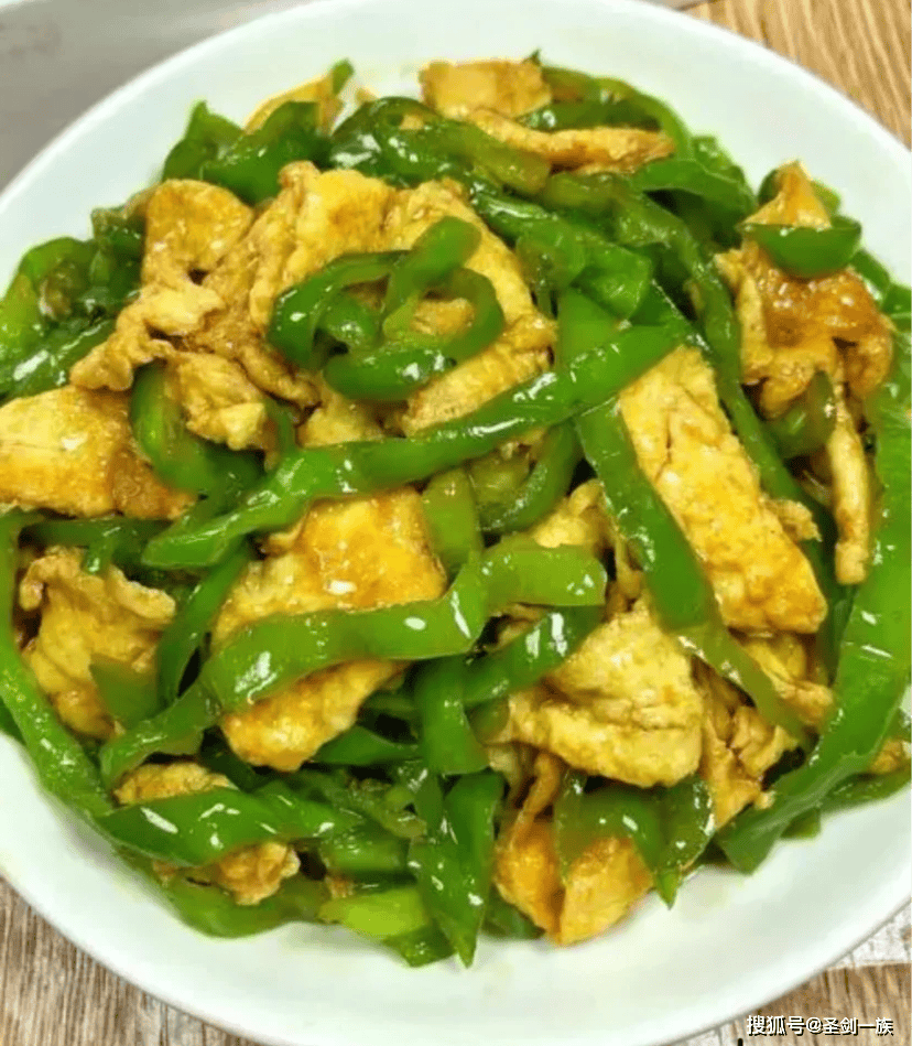 在家請客別發(fā)愁！8道菜譜搞定一桌席，簡單好吃還撐場面！