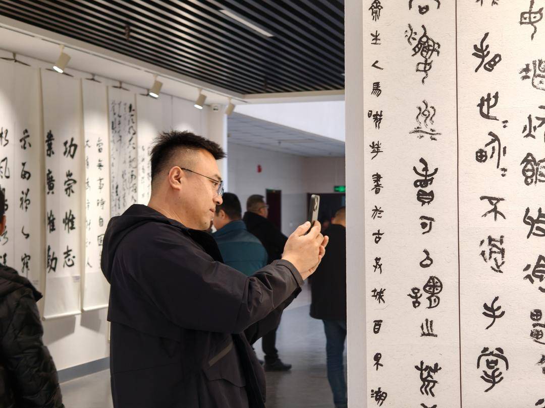 硯田十稔|52位全國書法名家與東營本土愛好者聯(lián)袂開展