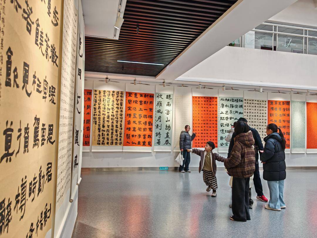 硯田十稔|52位全國書法名家與東營本土愛好者聯(lián)袂開展