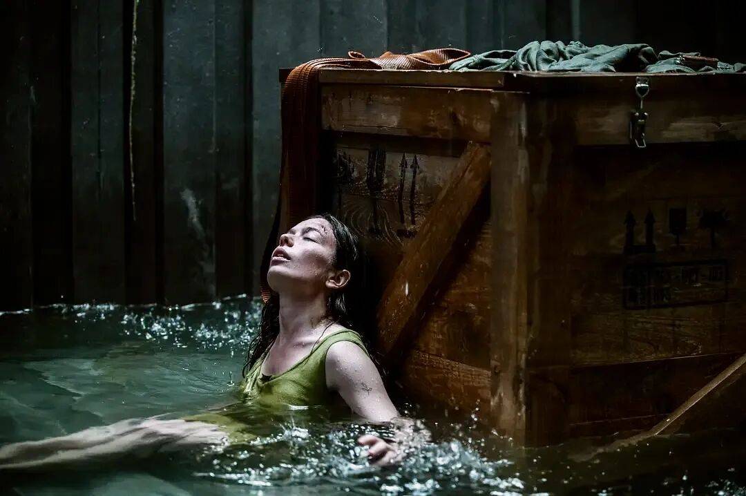 大學畢業(yè)在郵輪端盤子，我看到豪華旅行的另一面