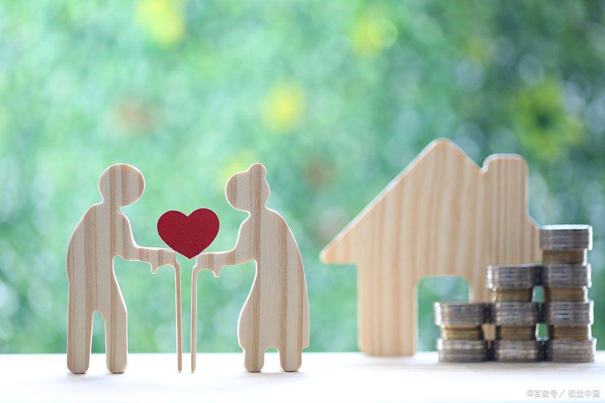 原創(chuàng)一記耳光：56歲大叔抵押房產(chǎn)再婚，10萬(wàn)彩禮為何換來(lái)“不如一條狗”的結(jié)局？