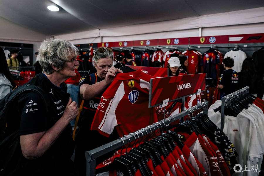 在F1中國大獎賽不僅能觀賽吃美食買好物，還能學習各種語言？