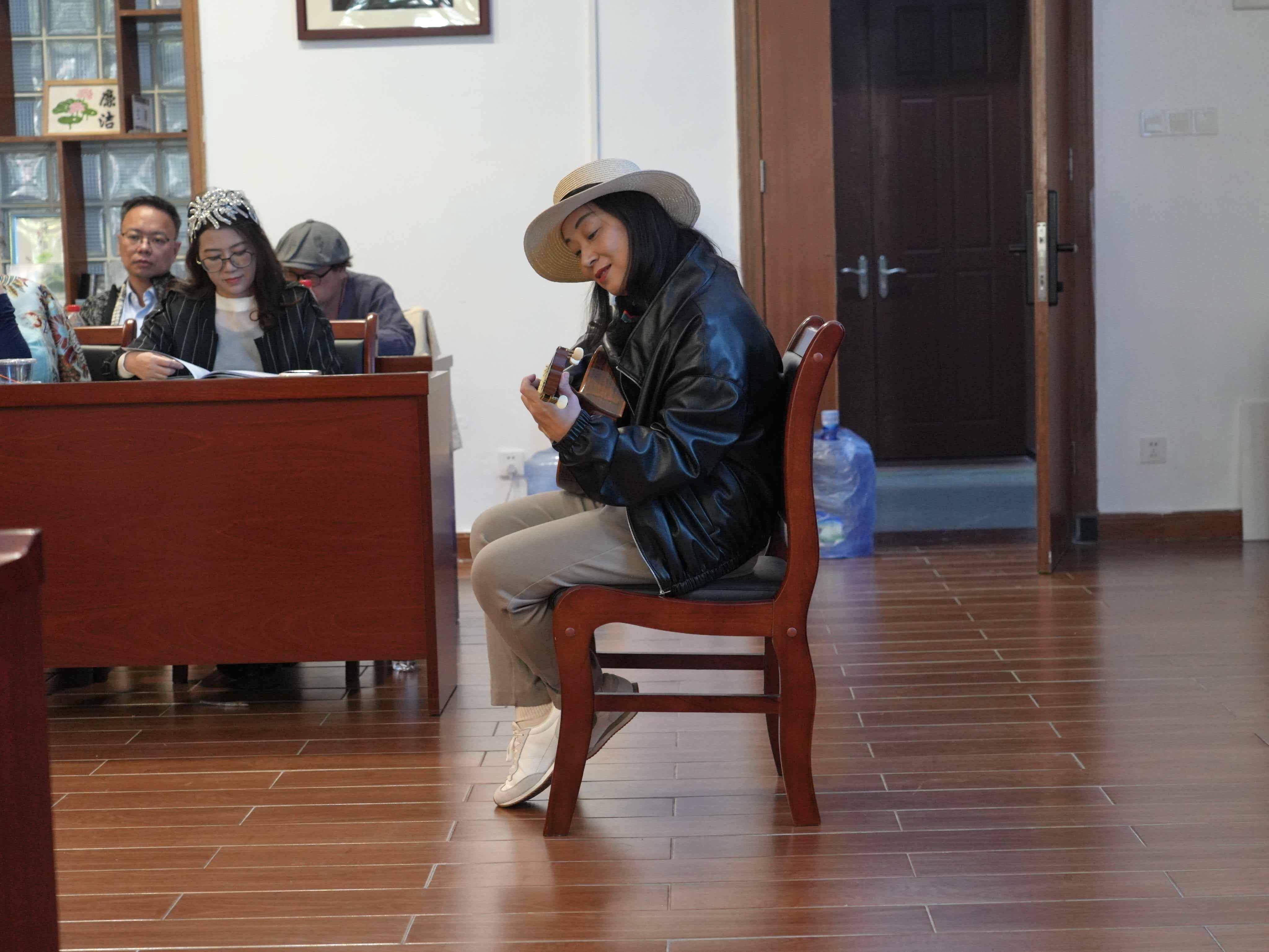 跨界賦能讓詩(shī)歌“飛入尋常百姓家”！華農(nóng)舉辦廣州花神詩(shī)歌節(jié)系列活動(dòng)