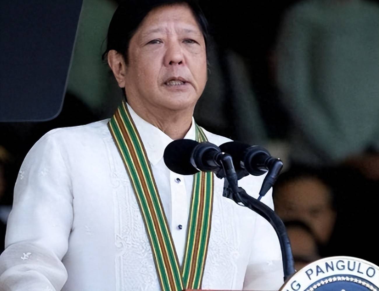 原創(chuàng)全球最貪總統(tǒng)馬科斯：房產(chǎn)4500畝、斂財(cái)上百億，私人飛機(jī)都有29架