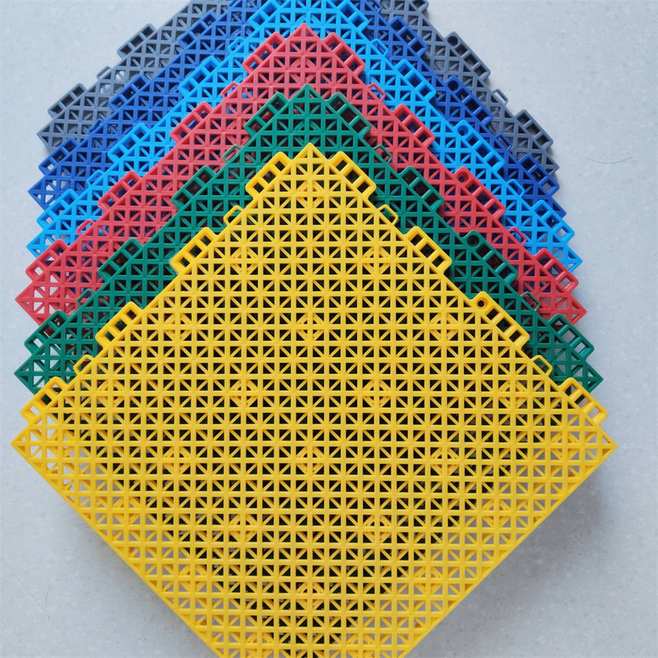 誠科地板：高端場(chǎng)地懸浮拼裝地板技術(shù)標(biāo)桿，防滑/籃球場(chǎng)/戶外懸浮地板全場(chǎng)景覆蓋