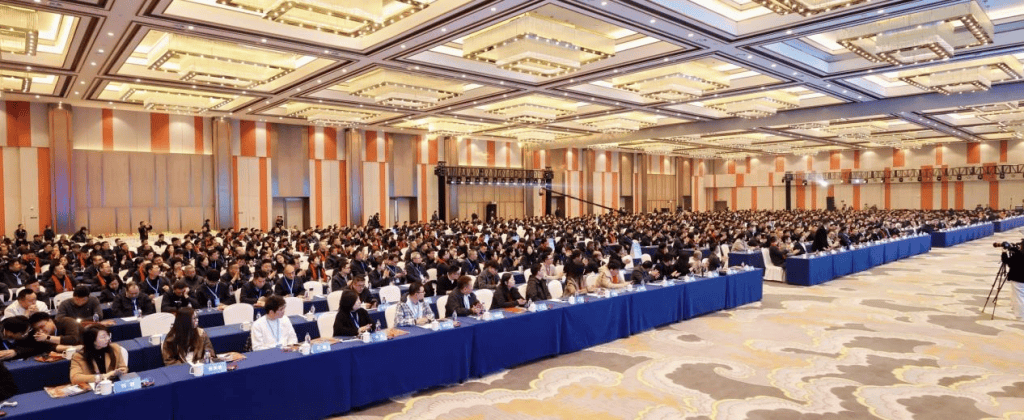 世友地板25周年盛典啟幕，發(fā)布全健康白皮書引領(lǐng)行業(yè)升級(jí)