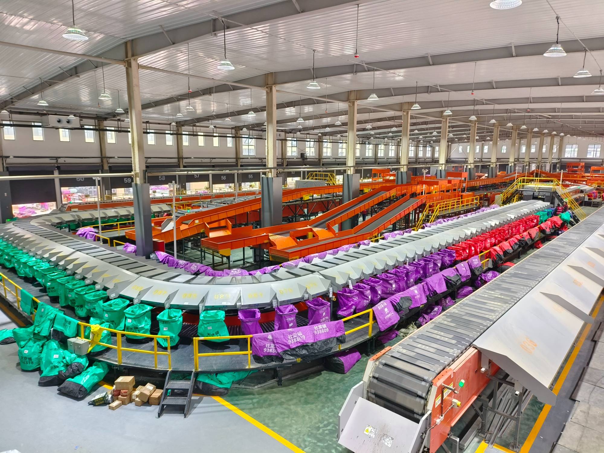 數(shù)智賦能物流天水5G+智慧物流園分揀快遞配送再提速