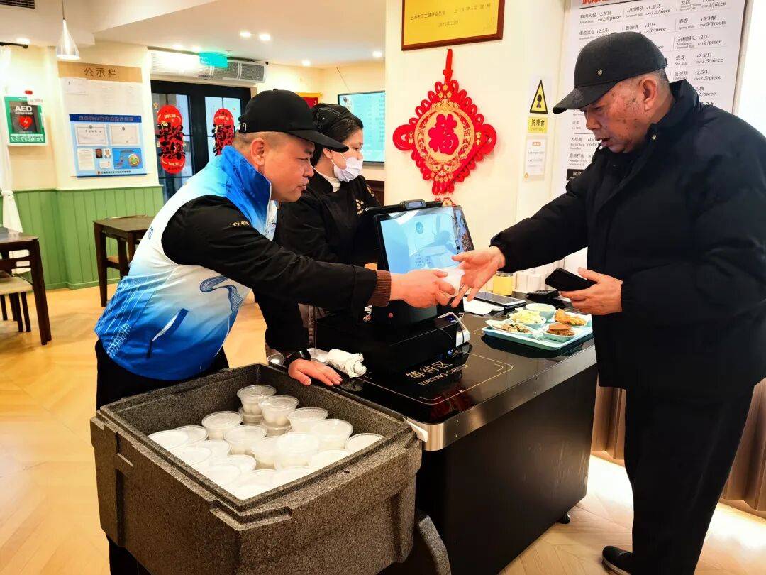 把醫(yī)院搬進(jìn)街區(qū)，把美食送到手中！為“梧桐合伙人”點(diǎn)贊