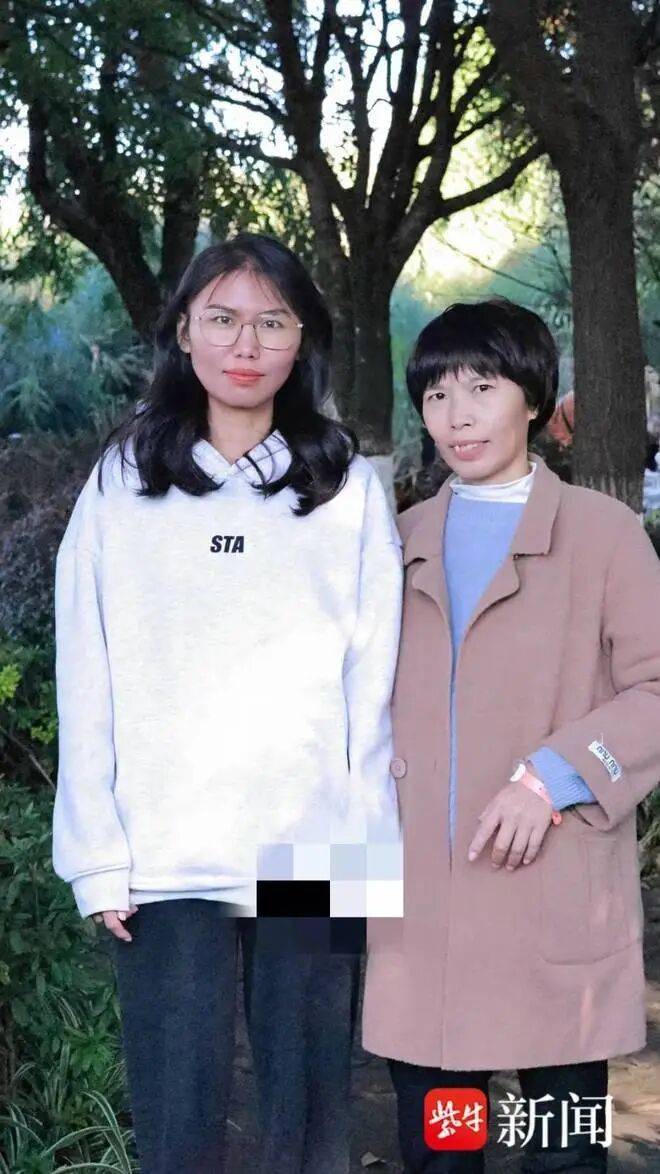 女孩陪母抗癌考上研究生后，自己也被查出癌癥晚期，父親一夜之間好像老了10歲