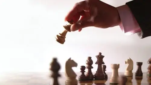 沒員工、沒房產(chǎn)、沒流水，卻能最快6小時放貸，銀行為什么敢扎堆“投資”O(jiān)PC？