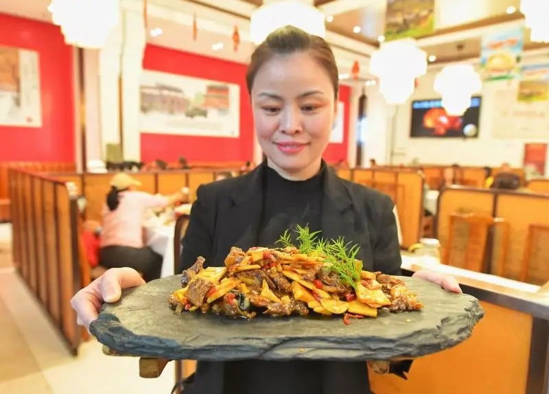 春分邂逅龍?zhí)ь^，老字號(hào)為顧客奉上時(shí)令美食