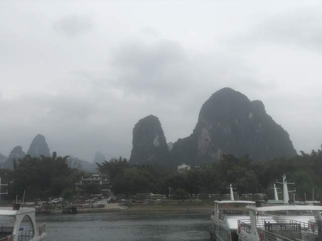 詩意江城：云壑藏仙跡 山窗列畫屏——詩人趙鋼最新詩歌賞析