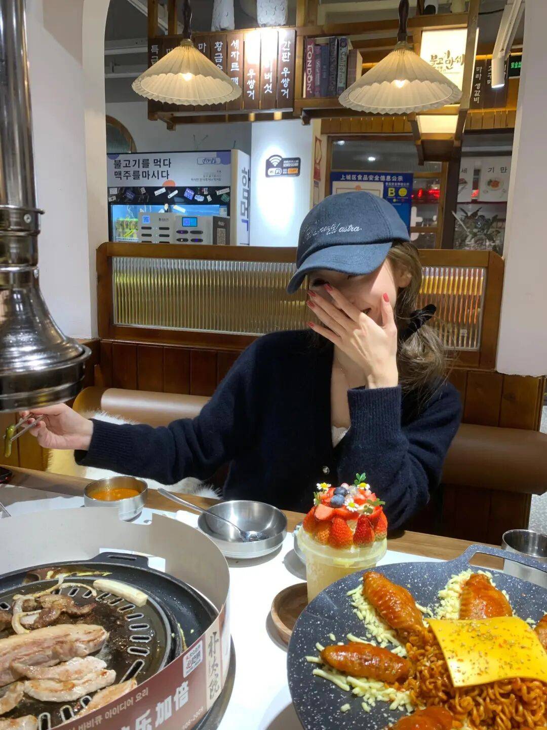 開春必備穿搭單品！刺繡小熊九色開衫29.9閉眼入啊~