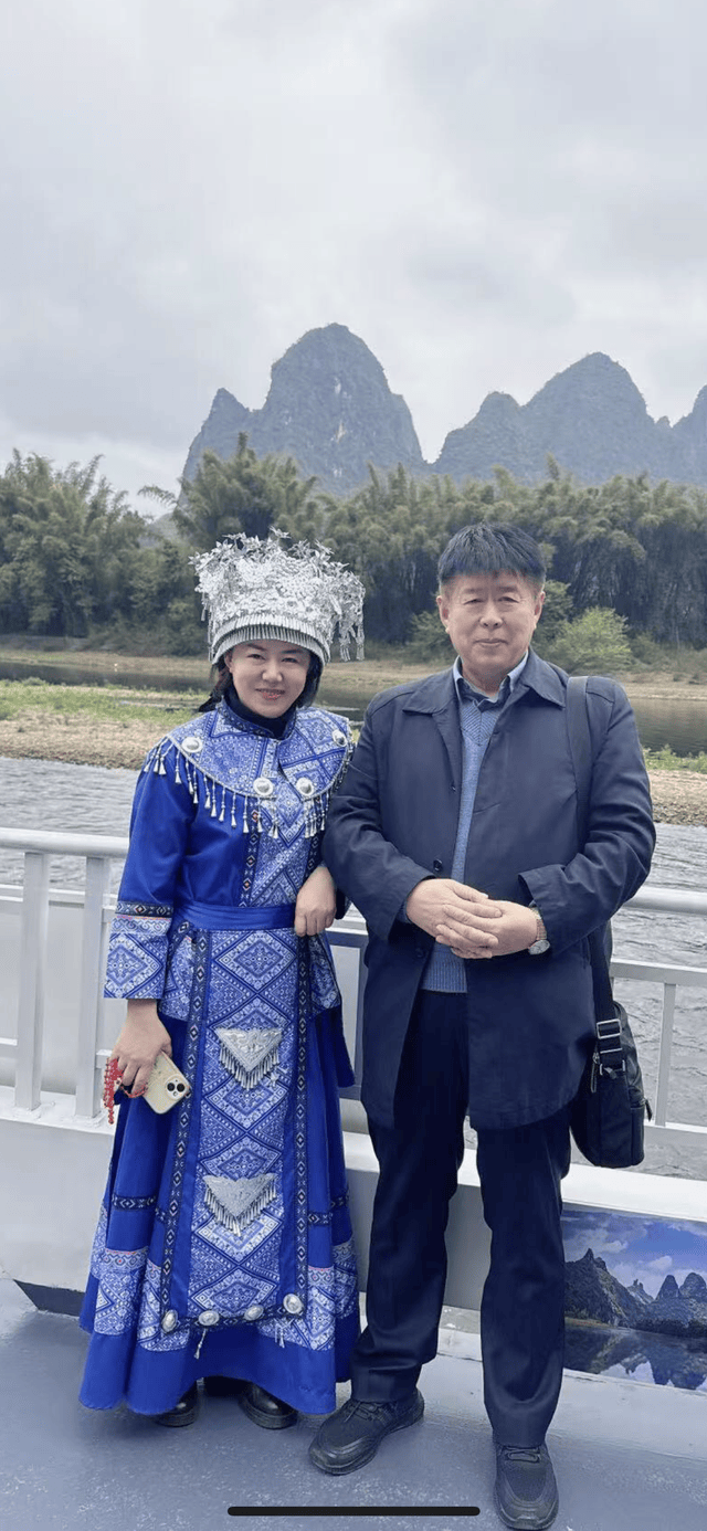 詩意江城：云壑藏仙跡 山窗列畫屏——詩人趙鋼最新詩歌賞析