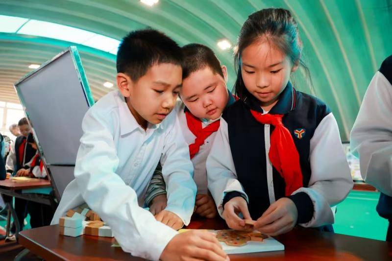 玩轉(zhuǎn)數(shù)學(xué)，燈市口小學(xué)舉行第二屆“π”節(jié)