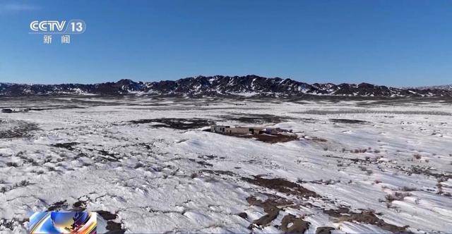 20萬余頭牛羊“搬家”進(jìn)行中 阿勒泰春季轉(zhuǎn)場(chǎng)有多壯觀