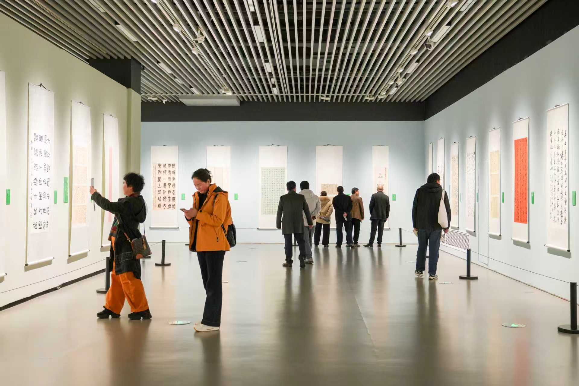 國展×省展，長沙今天被書法刷屏了