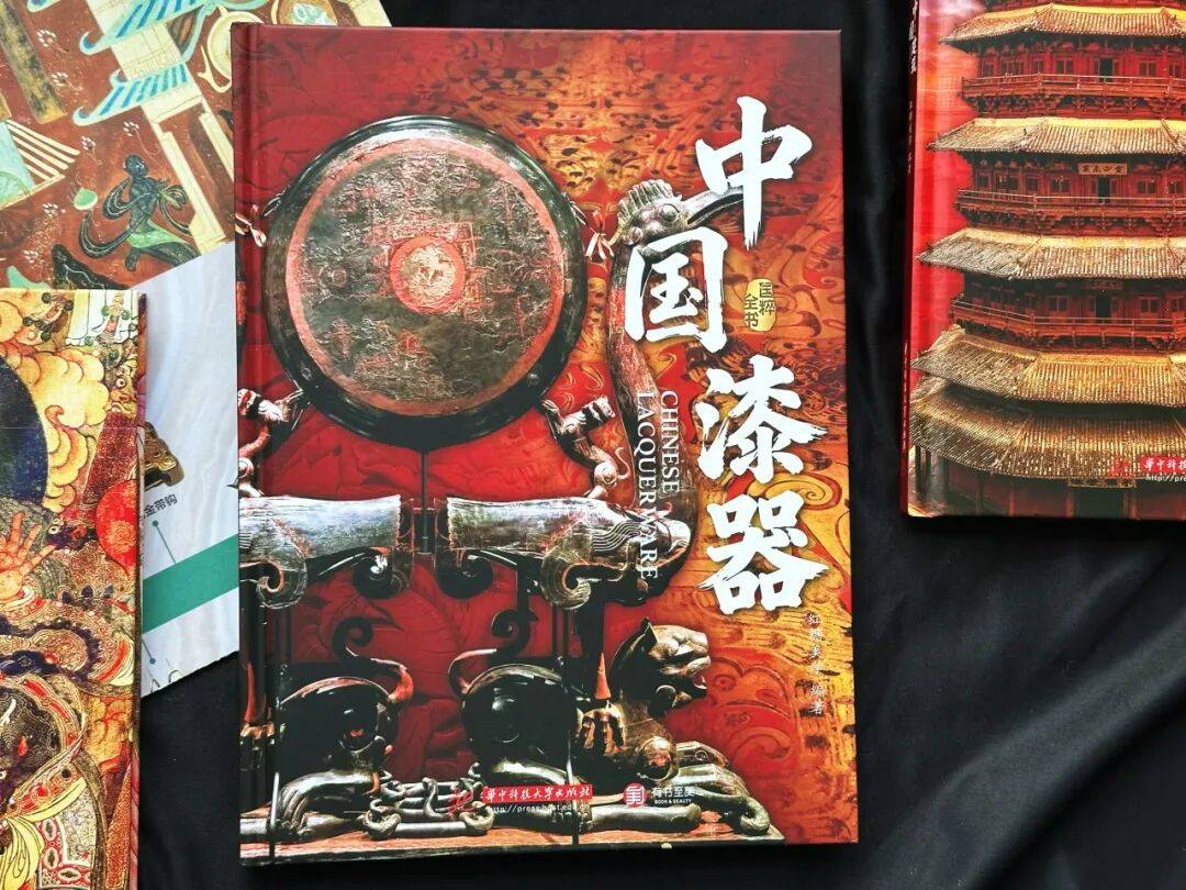 琺瑯器、漆器、文房、壁畫、繪畫、書法、衣冠、珠寶、兵器、建筑，《國粹全書》