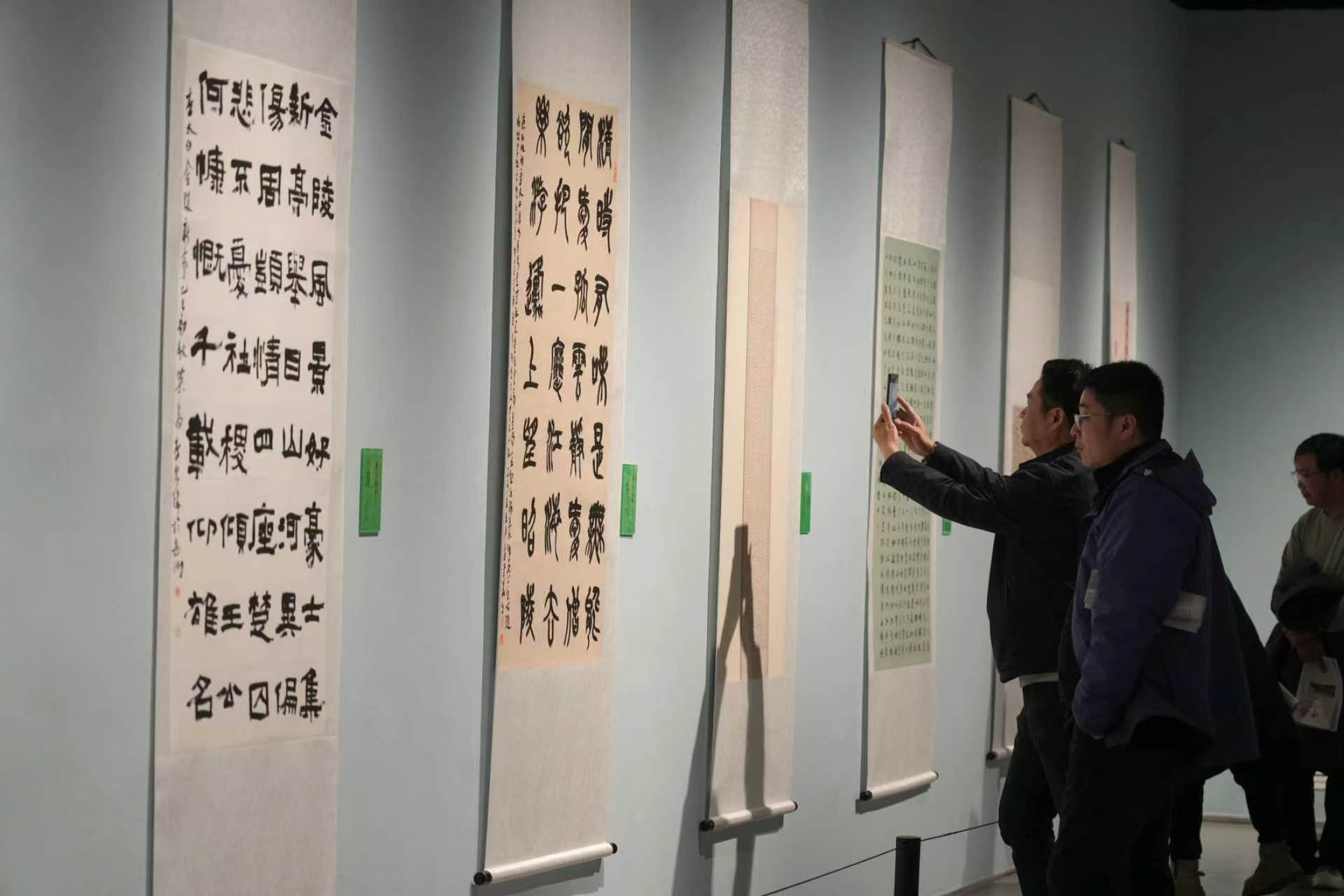 國展×省展，長沙今天被書法刷屏了