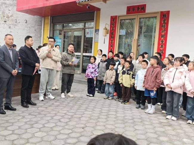 墨韻傳薪，書潤校園——新鄉(xiāng)市翰文蘭亭書法教育培訓學校書法大賽、考級頒獎儀式圓滿落幕