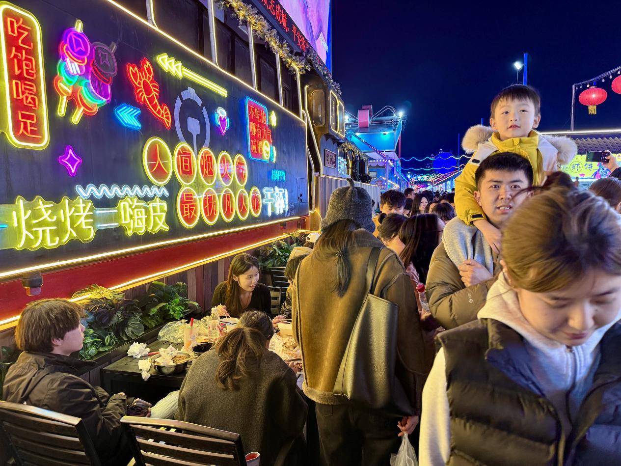 非遺＋美食 點(diǎn)亮濟(jì)南夜經(jīng)濟(jì)