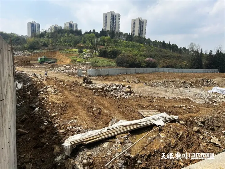 【天眼調(diào)查】貴陽一樓盤承諾的小學(xué)“消失”？住戶質(zhì)疑教育配套成“空頭支票”