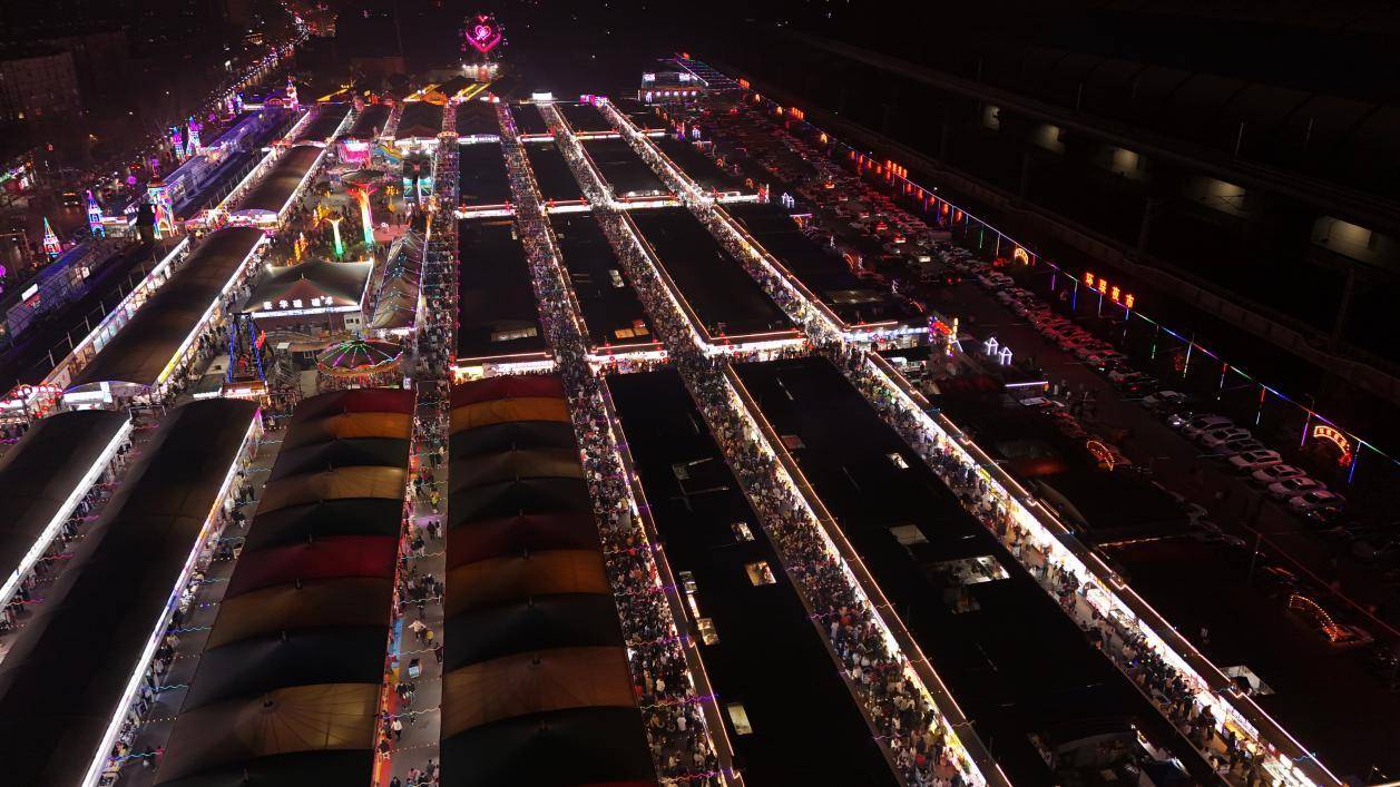 非遺＋美食 點(diǎn)亮濟(jì)南夜經(jīng)濟(jì)