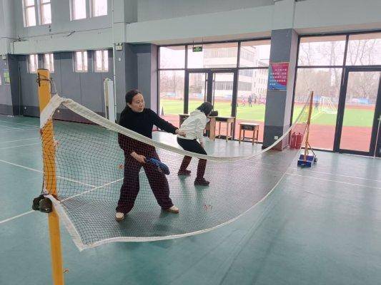 淄博市博山區(qū)四十畝地小學(xué)開展教職工匹克球比賽