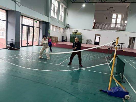 淄博市博山區(qū)四十畝地小學(xué)開展教職工匹克球比賽