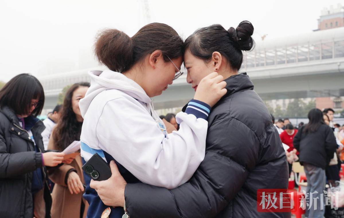 大學(xué)中學(xué)“同臺共講”，成人禮變身思政大課堂