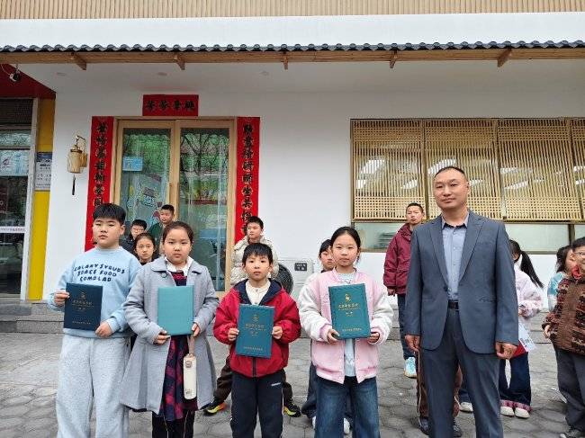 墨韻傳薪，書潤校園——新鄉(xiāng)市翰文蘭亭書法教育培訓學校書法大賽、考級頒獎儀式圓滿落幕